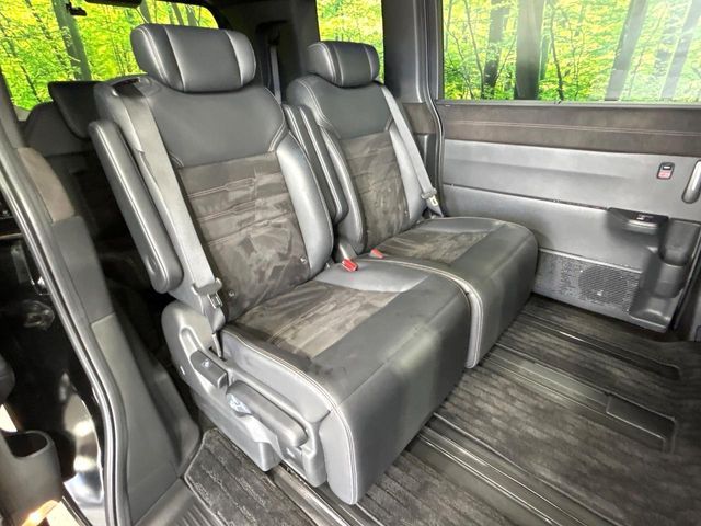 HONDA STEPWAGON E:HEV SPAD 2022 Image 31