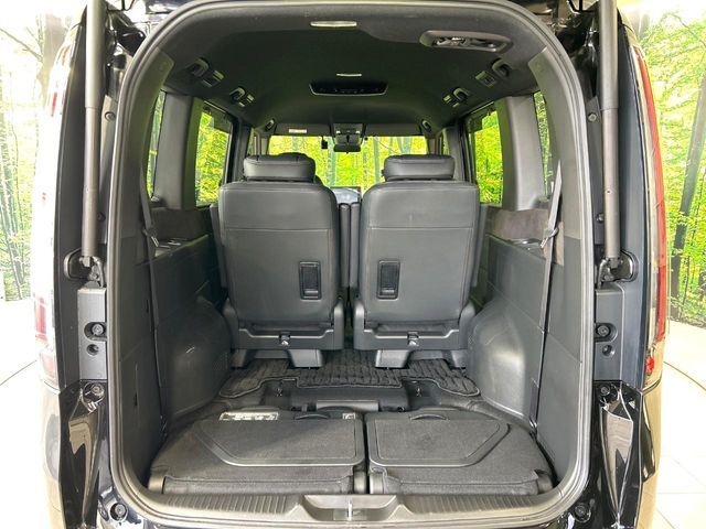 HONDA STEPWAGON E:HEV SPAD 2022 Image 31