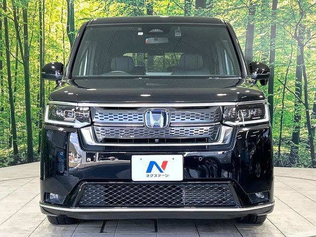 HONDA STEPWAGON E:HEV SPAD 2022 Image 31