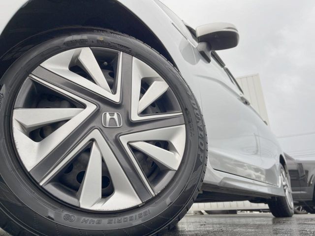 HONDA SHUTTLE HYBRID 2016 Image 31