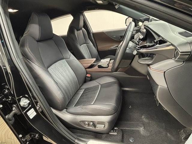 TOYOTA HARRIER 2WD 2023 Image 31