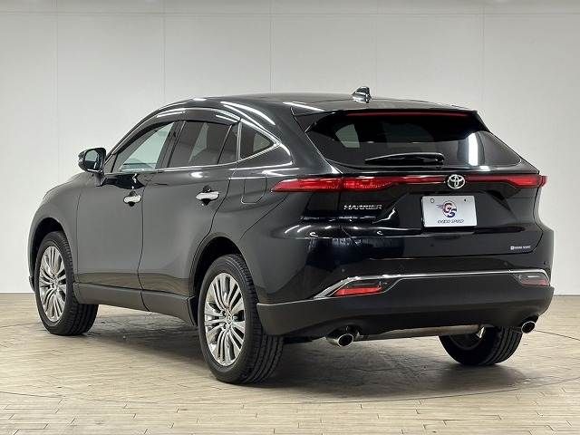 TOYOTA HARRIER 2WD 2023 Image 31
