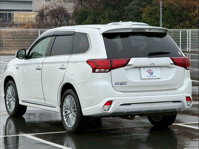 MITSUBISHI OUTLANDER PHEV 2018 Image 31