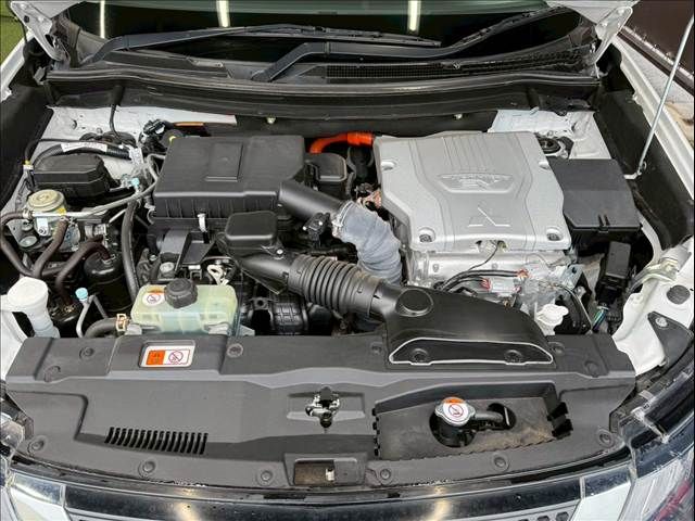 MITSUBISHI OUTLANDER PHEV 2018 Image 31