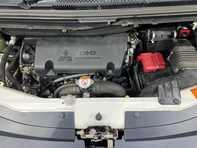 MITSUBISHI DELICA D:5 4WD 2013 Image 31