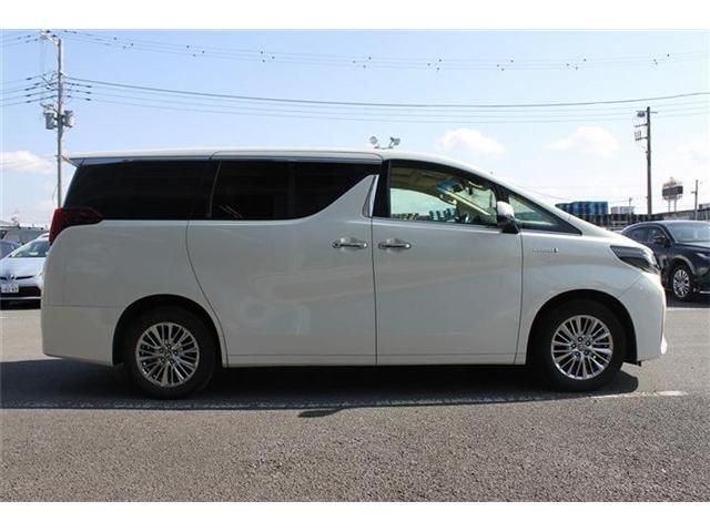 TOYOTA ALPHARD HYBRID 4WD 2020 Image 31