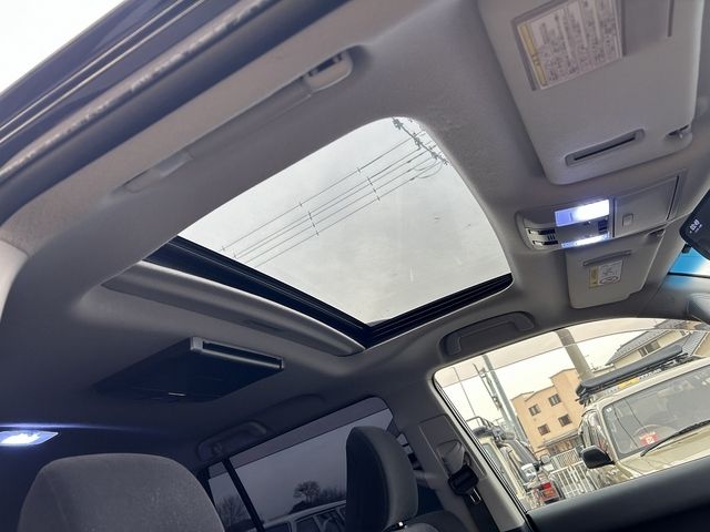 TOYOTA LANDCRUISER PRADO 2022 Image 31