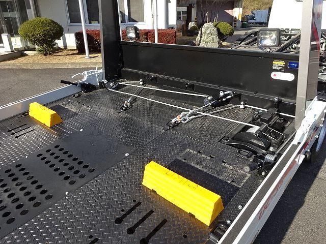 MITSUBISHI CANTER 2025 Image 31