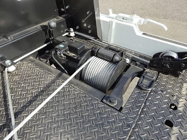 MITSUBISHI CANTER 2025 Image 31