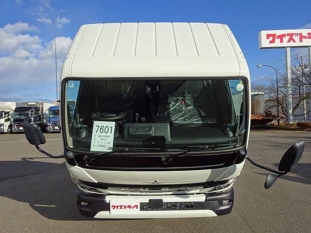 MITSUBISHI CANTER 2025 Image 31
