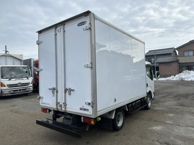 NISSAN ATLAS 2011 Image 31