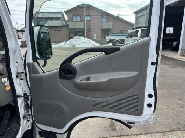 NISSAN ATLAS 2011 Image 31