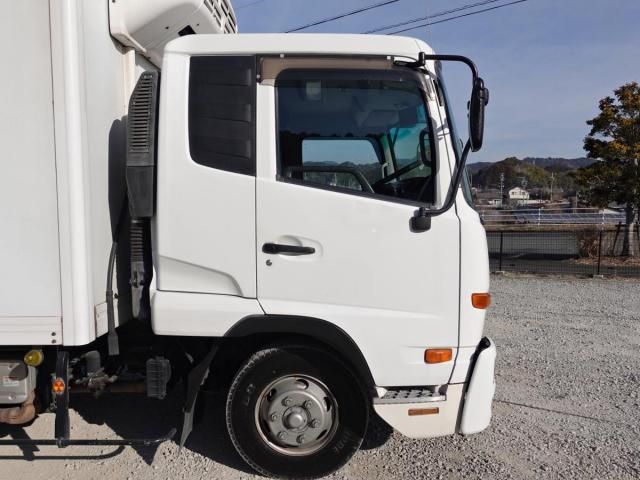 NISSAN DIESEL CONDOR 2015 Image 31