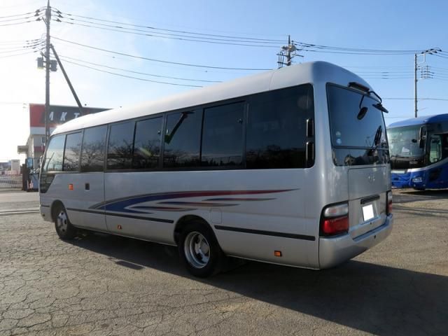 HINO LIESSE 2016 Image 31