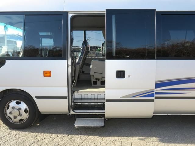 HINO LIESSE 2016 Image 31