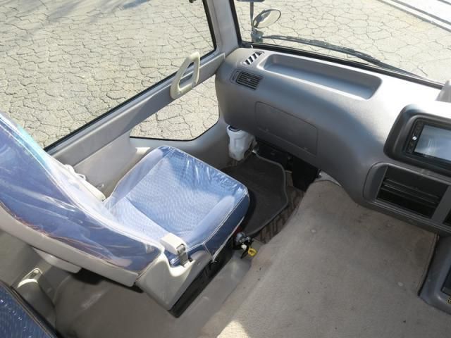 HINO LIESSE 2016 Image 31