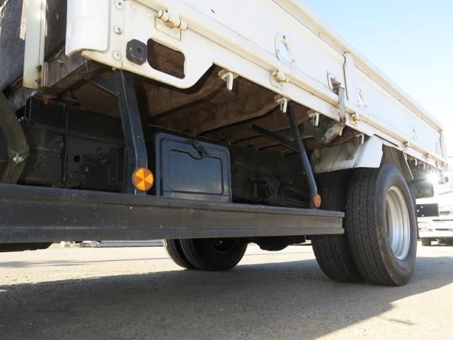 HINO DUTRO 2012 Image 31