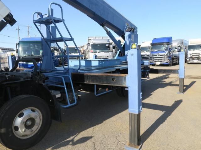 ISUZU ELF 2012 Image 31