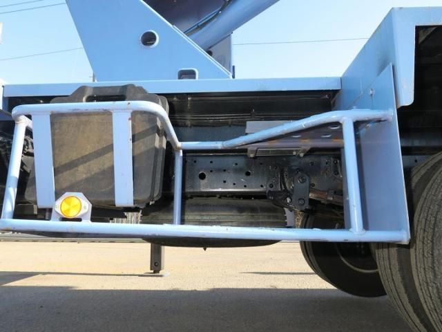 ISUZU ELF 2012 Image 31