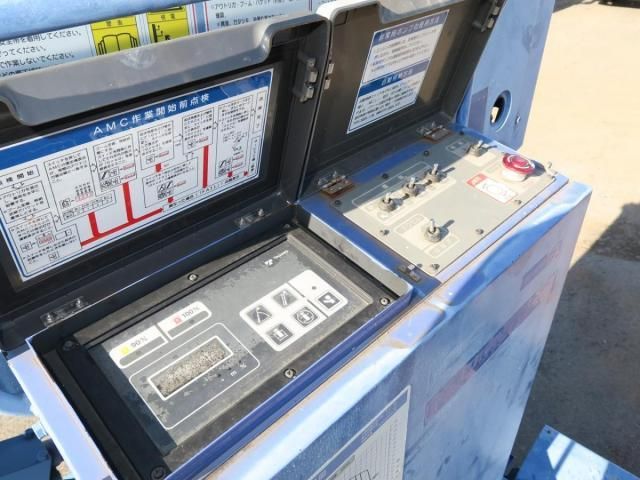 ISUZU ELF 2012 Image 31