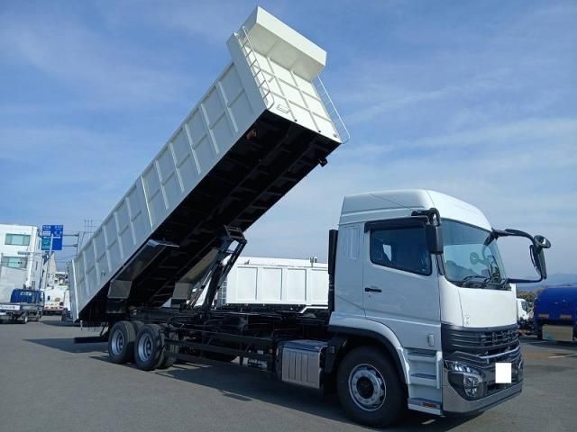 MITSUBISHI FUSOU SUPER GREAT 2025 Image 31