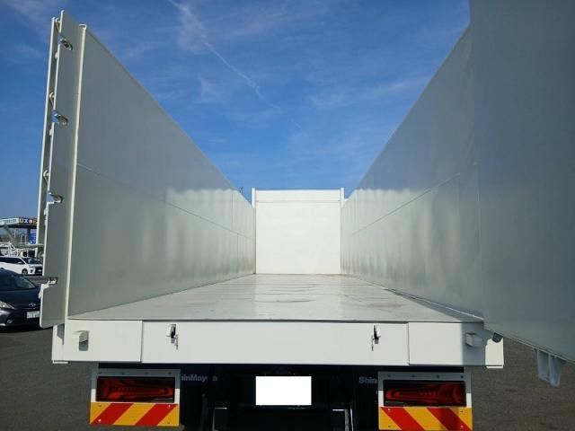 MITSUBISHI FUSOU SUPER GREAT 2025 Image 31