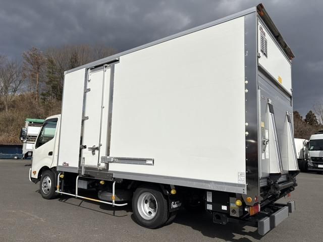 HINO DUTRO 2018 Image 31