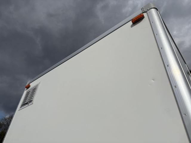 HINO DUTRO 2018 Image 31