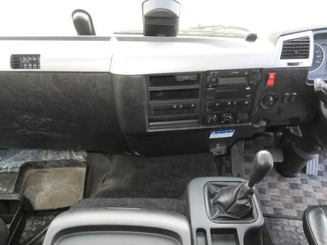 MITSUBISHI FUSOU FIGHTER 2022 Image 31