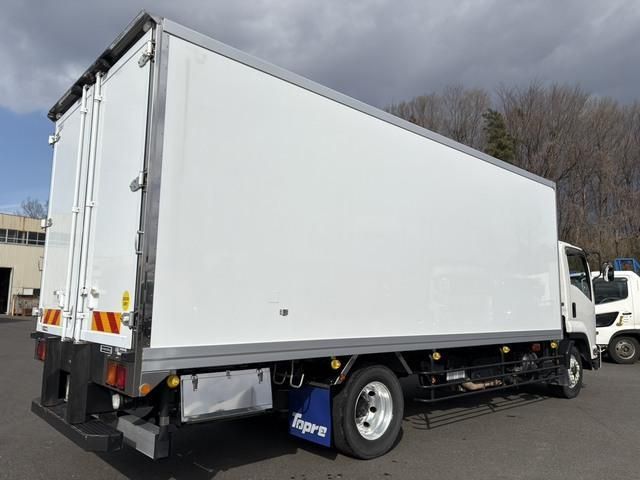 ISUZU FORWARD 2018 Image 31