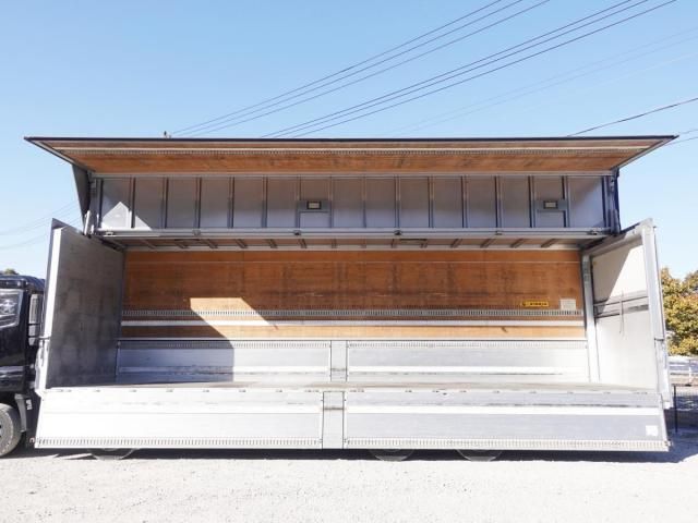 NISSAN DIESEL QUON 2013 Image 31