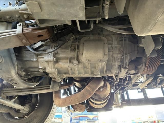 HINO PROFIA 2014 Image 31