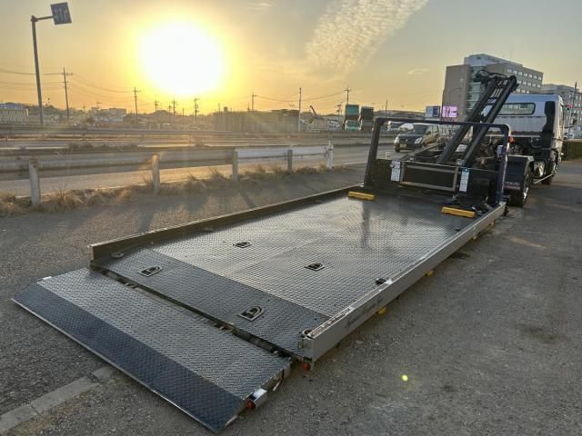 MITSUBISHI CANTER 2022 Image 31