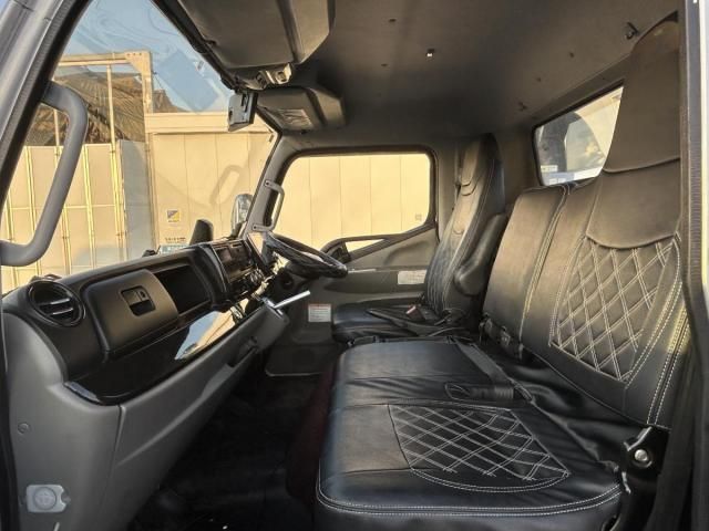 MITSUBISHI CANTER 2022 Image 31