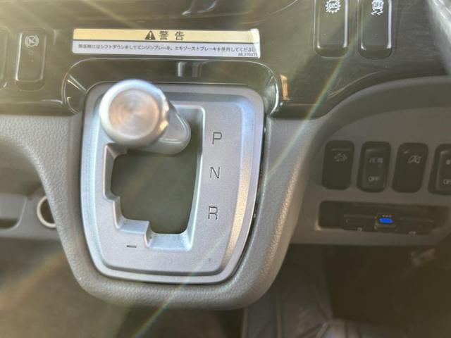 MITSUBISHI CANTER 2022 Image 31