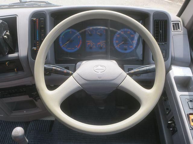 HINO LIESSE 2001 Image 31