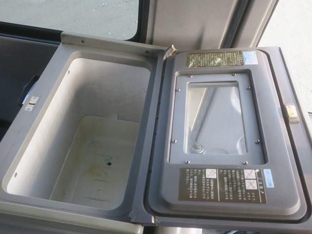 HINO LIESSE 2001 Image 31