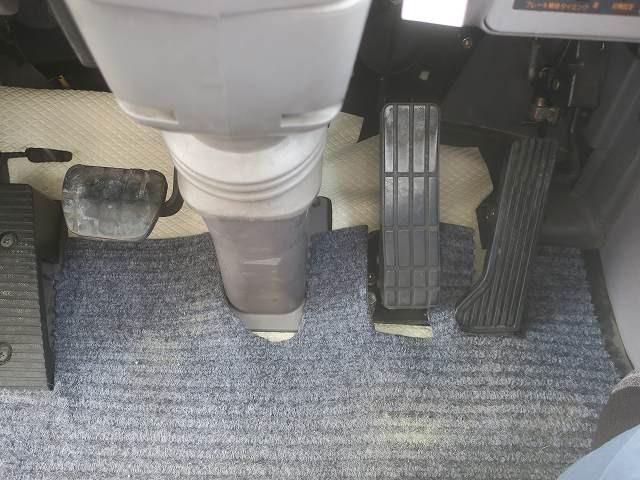 HINO LIESSE 2001 Image 31