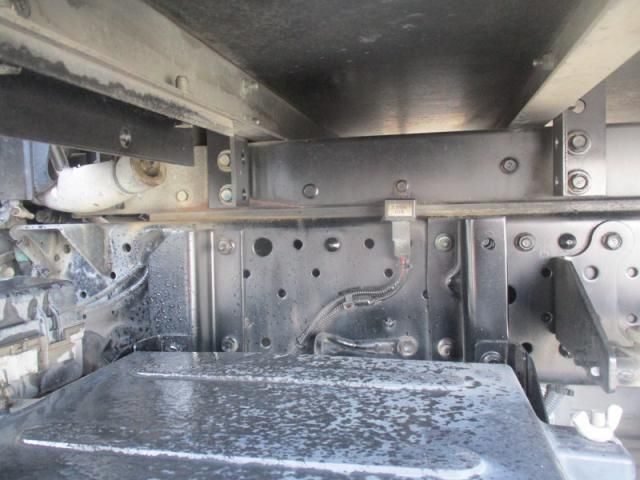 ISUZU ELF 2014 Image 31