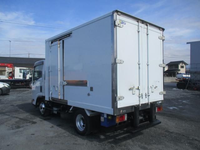 ISUZU ELF 2014 Image 31