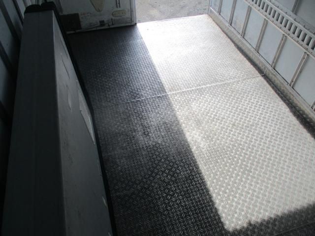 ISUZU ELF 2014 Image 31