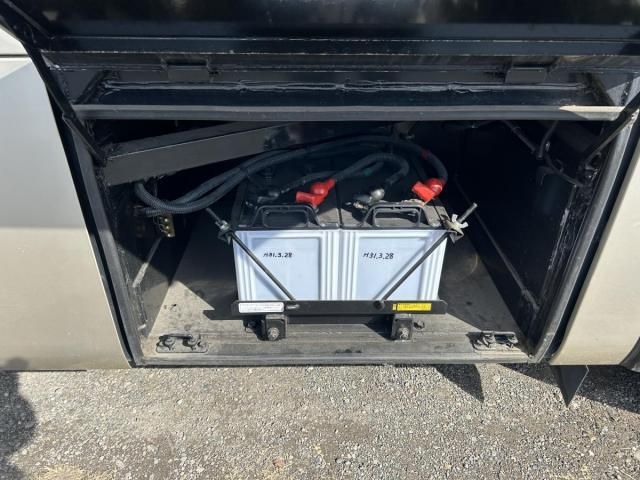 ISUZU ERGA 2001 Image 31