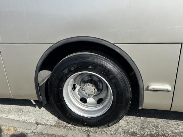 ISUZU ERGA 2001 Image 31