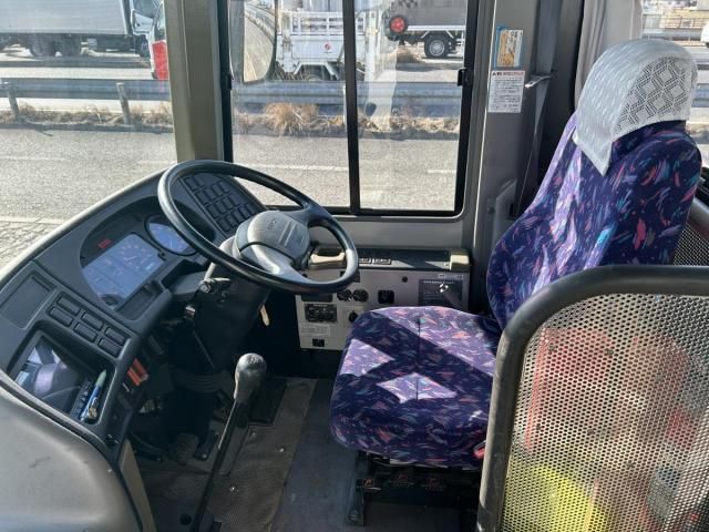 ISUZU ERGA 2001 Image 31