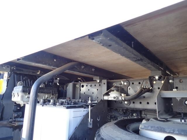 ISUZU ELF 2014 Image 31