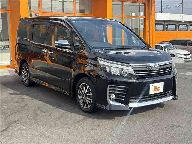 TOYOTA VOXY 2016 Image 31