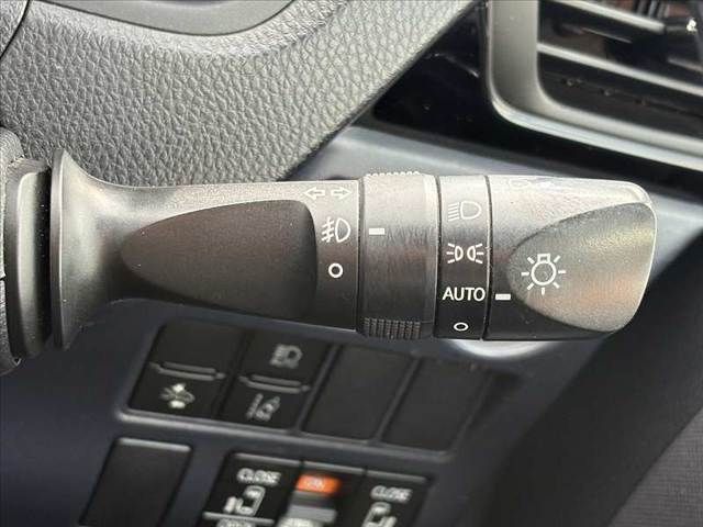 TOYOTA VOXY 2016 Image 31