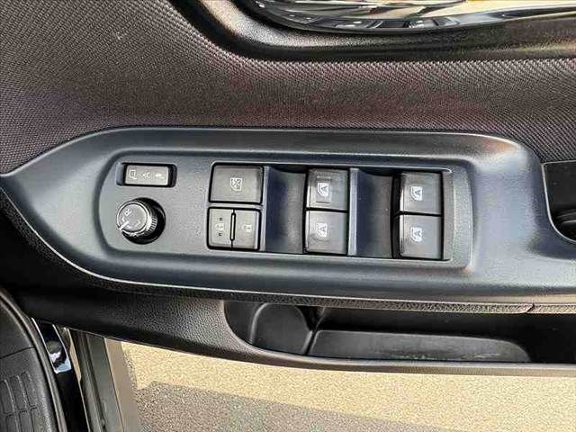 TOYOTA VOXY 2016 Image 31