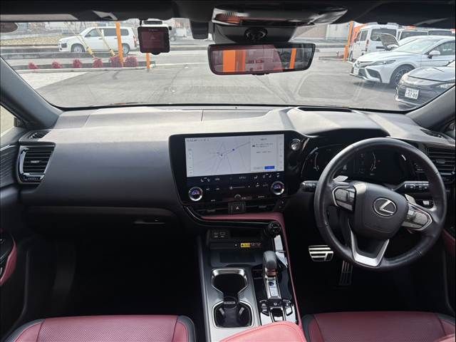 TOYOTA LEXUS NX450H+ AWD 2021 Image 31