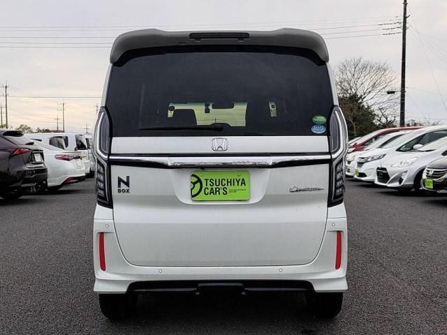 HONDA N BOX CUSTOM 2021 Image 31